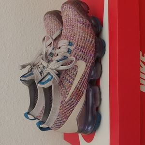 Nike Air VaporMax Flyknit 3Desert Sand Vivid Purple (W)